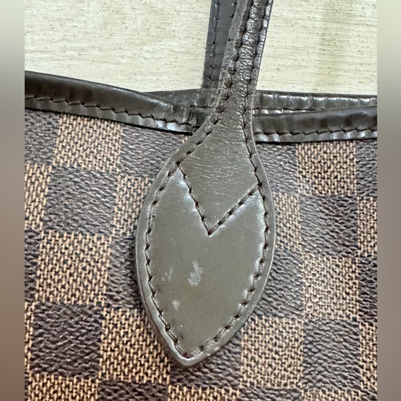 AUTHENTIC Louis Vuitton Neverfull Tote in Damier Ebine MM - Picture 4 of 12